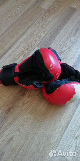 Перчатки 10OZ