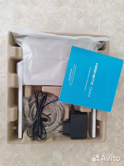 Wi-Fi роутер Keenetic Omni (KN-1410), серый