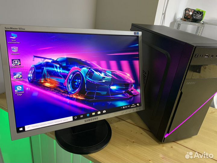 Широкоформатный Samsung 19