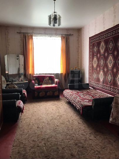 Комната 32 м² в 3-к., 2/2 эт.