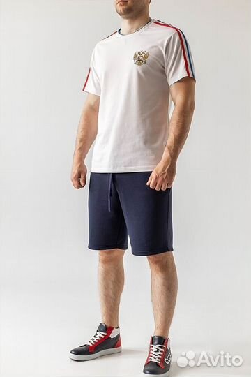 Футболка белая с гербом России