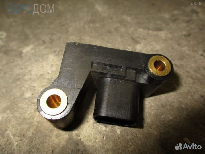 Датчик удара BMW E63 LCI s1068207