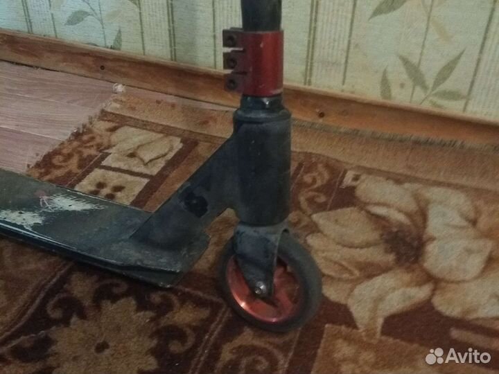 Трюковой самокат