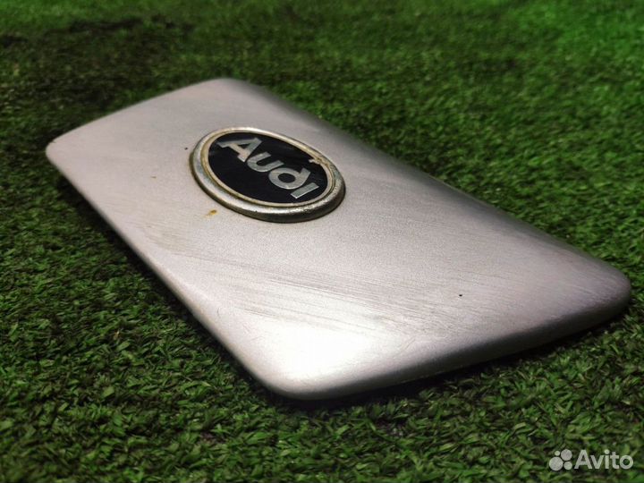 Молдинг переднего крыла Audi A6 C4