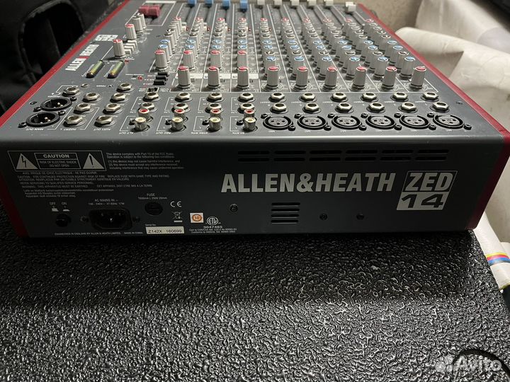 Allen&heath ZED14 Микшерный пульт