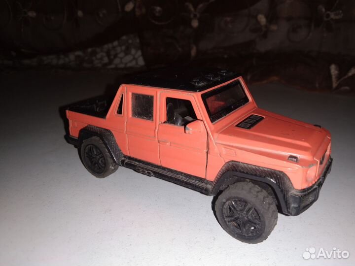 Модельки машин, металлические