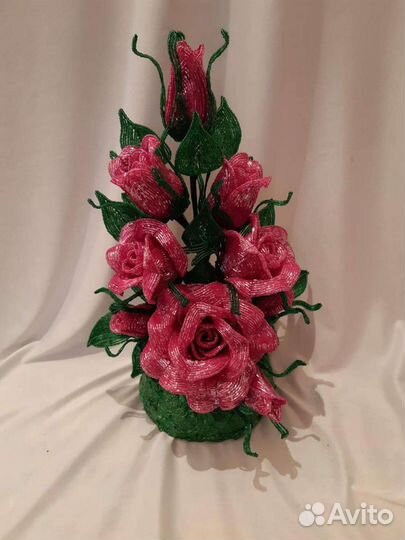 Продаю цветы из бисера. Приятный подарок для любим