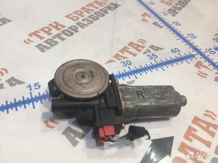 Моторчик стеклоподъемника задний правый Прав