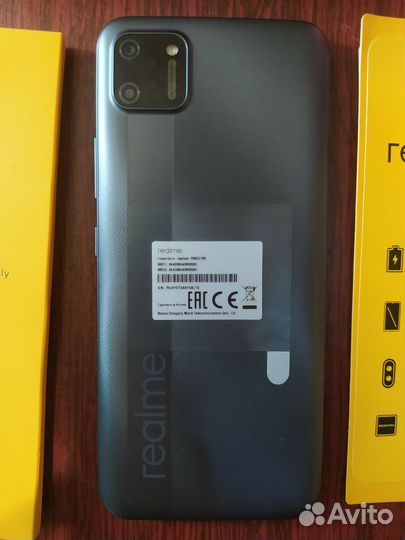 Телефон Realme c11
