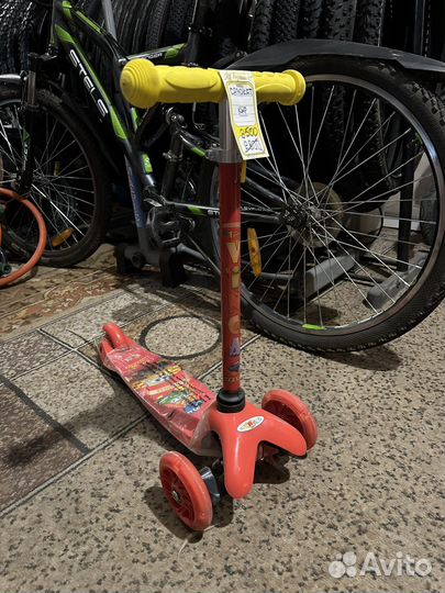 Новый детский самокат