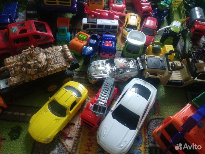 Игрушки бу машинки