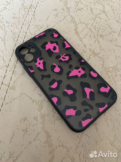 Чехол на iPhone 11