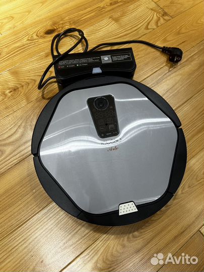 Робот пылесос iclebo arte