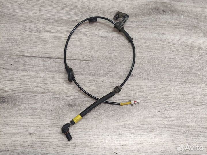 Датчик ABS задний правый Hyundai Solaris 1