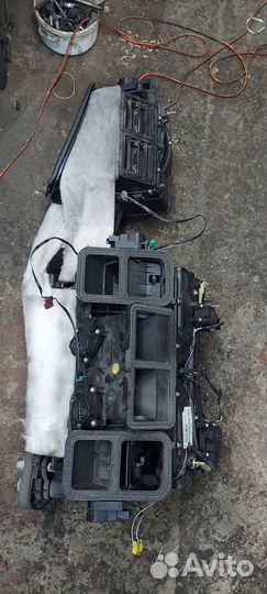 Корпус печки в сборе на mercedes w211 w219