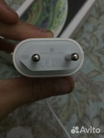 Зарядное устройство для iPhone