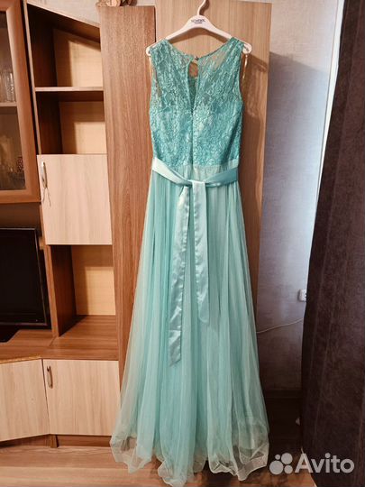 Вечернее платье в пол 48размер
