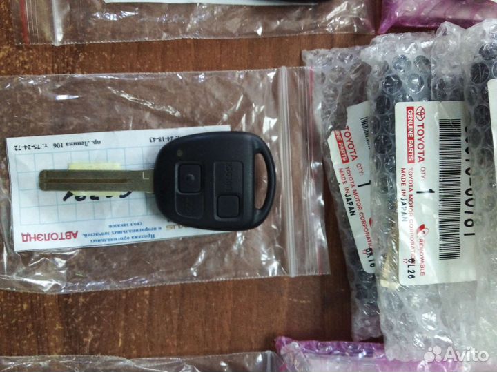 Ключ зажигания в сборе оригинал TLC 100, LX470