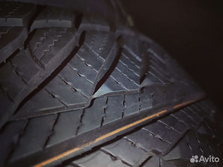 Goodyear Wrangler Ultra Grip 255/55 R18 109H