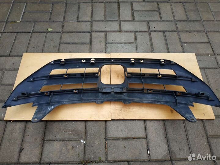 Решётка радиатора CR-V