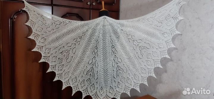 Шаль ручной работы