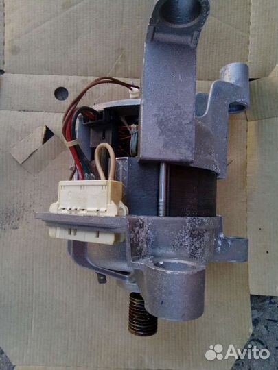 Двигатель для стиральной машины аристон