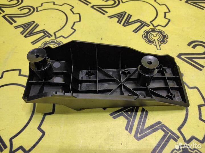 Подставка под ногу Infiniti Fx35 S50 VQ35DE