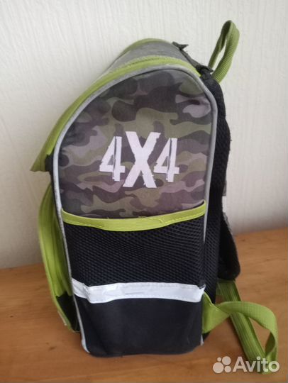 Портфель-рюкзак школьный для мальчика