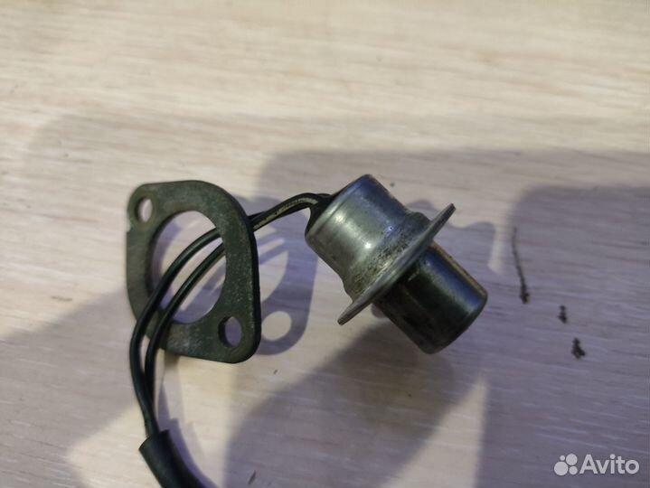 Датчик температуры интеркулера двигатель D4BH