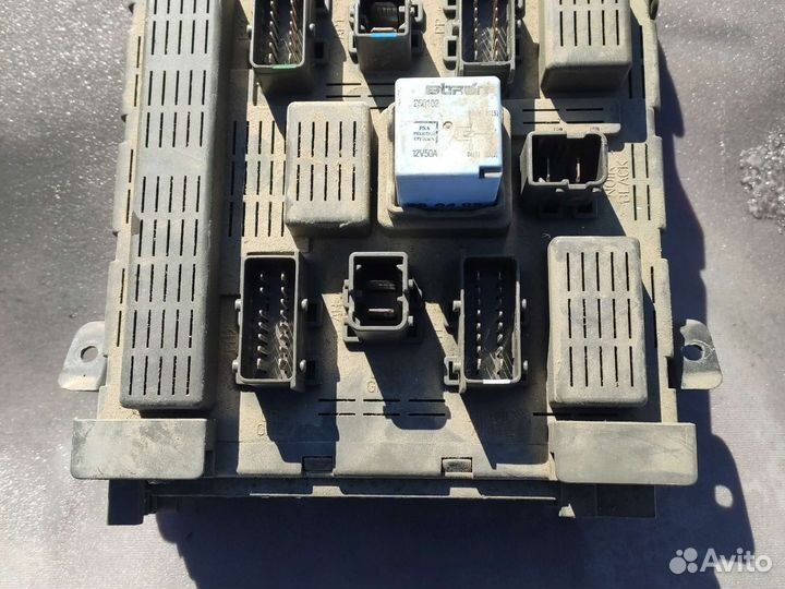 Блок предохранителей bsm, Пежо 607