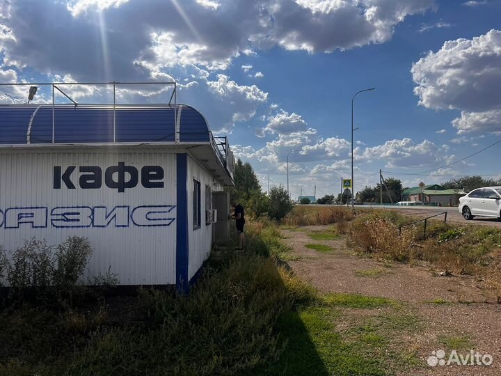 Магазин-кафе