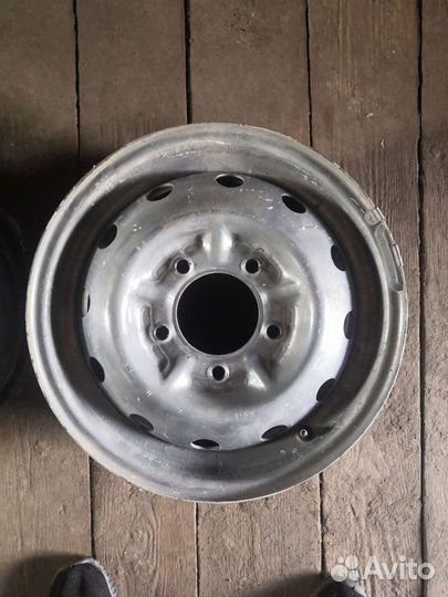 Продам диски на ниву R16