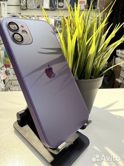 Чехол с MafSafe для iPhone 11