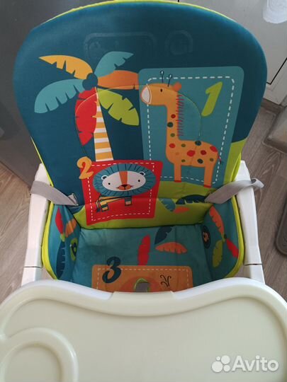 Детский стульчик для кормления