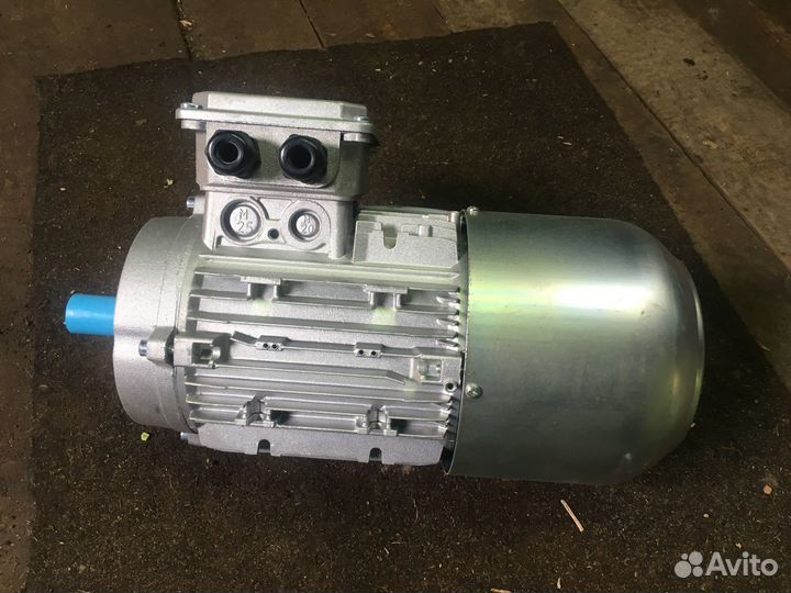 Мотор электрический с энкодером 2,2 кватт итал