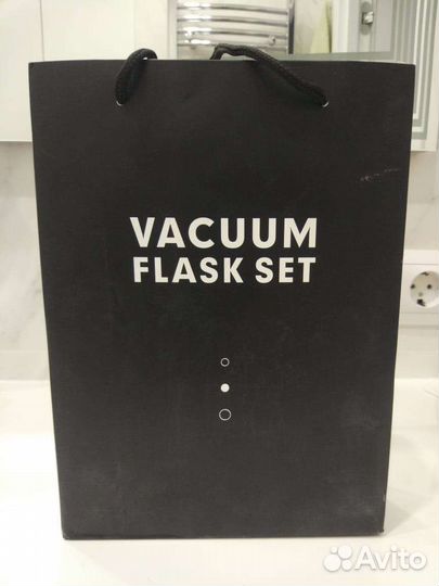 Термос с 3 кружками