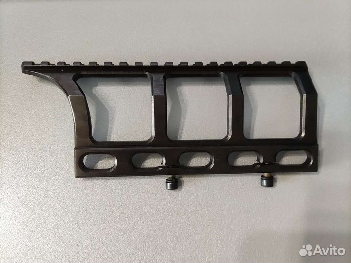 Кронштейн для оптического прицела Гюрза на тигр