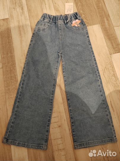 Джинсы новые