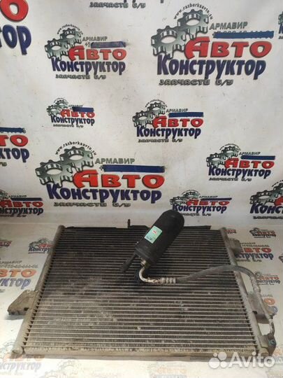 Радиатор охлаждения двигателя Ford Scorpio (1986