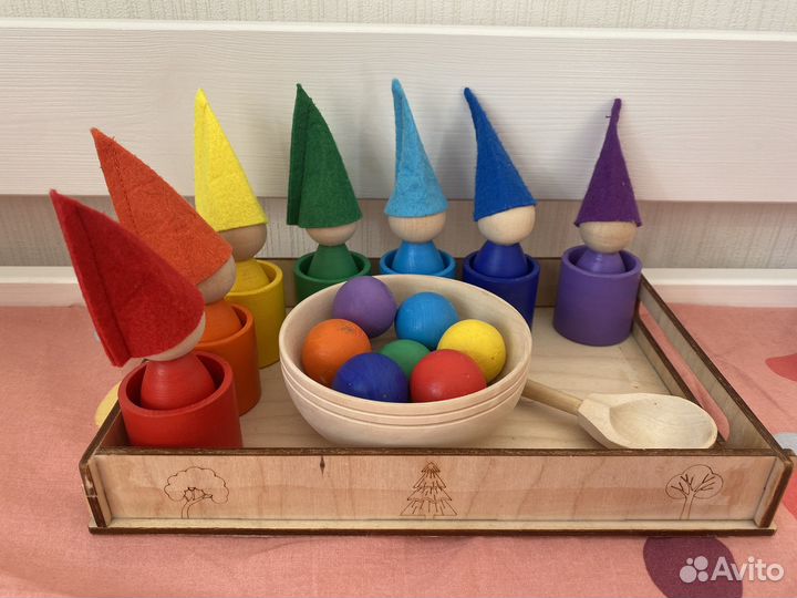 Деревянный сортер Монтессори гномики