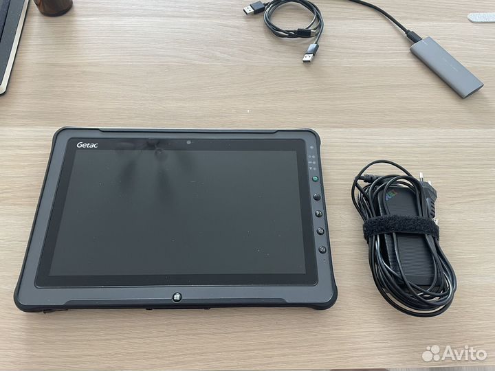 Планшет getac f110