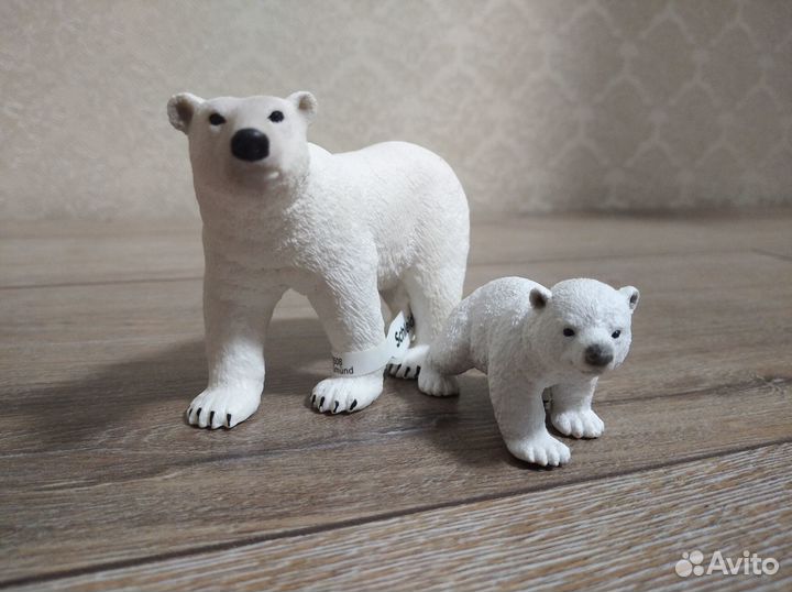 Белый медведь и медвежонок шляйх schleich