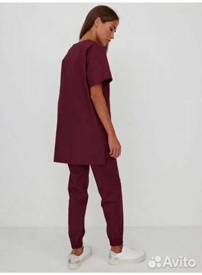 Хирургический костюм женский б/у 46 размер