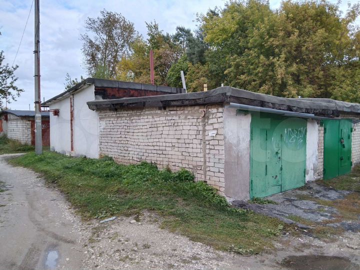 Гараж ватутина 17 екатеринбург. Гараж ватутина. Гараж ватутина. Гараж в кооперативе. Кооперативный гараж.