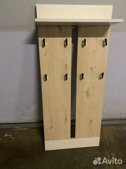 Вешалка в прихожую