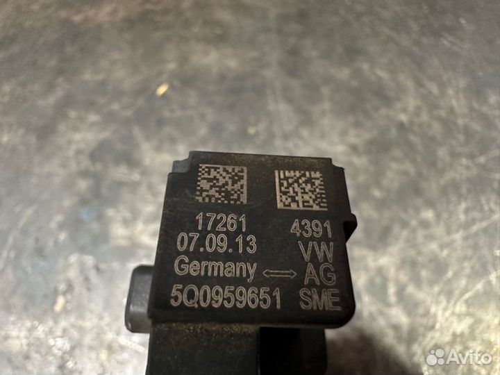 Датчик удара Audi A3 8V