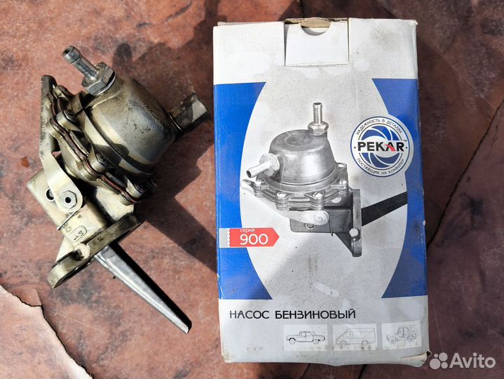 Насос бензиновый Pekar