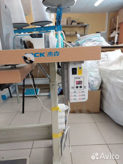 Промышленный 5 ниточнный оверлок