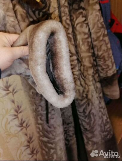 Шуба мутоновая с капюшоном