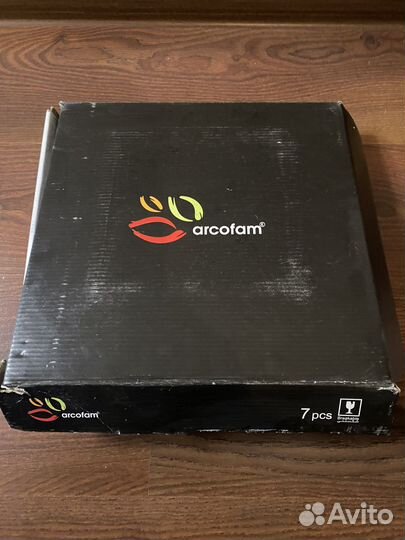 Набор тарелок новый